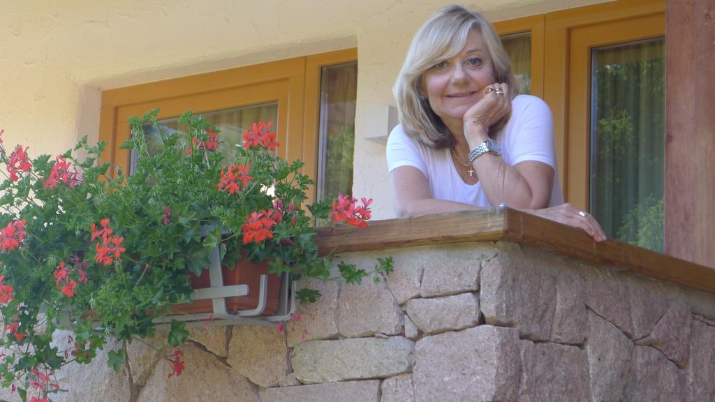 Castelir Suite Hotel Panchia Oda fotoğraf